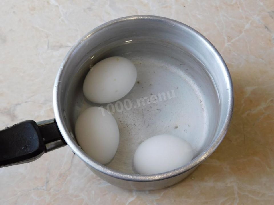  :    