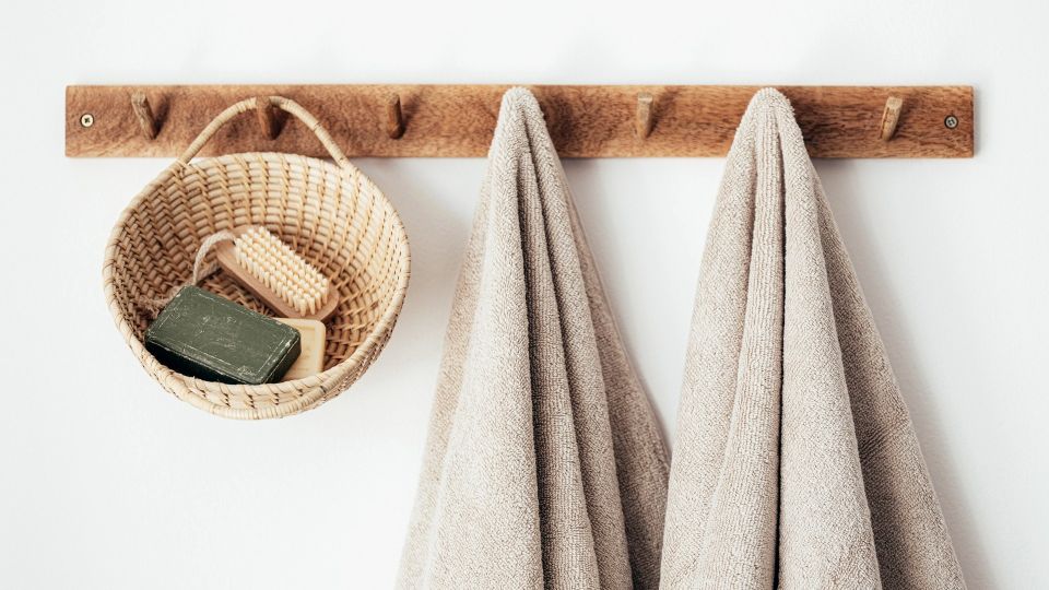 Как не заразиться вирусной инфекцией в общественных местах: комментарий инфекциониста