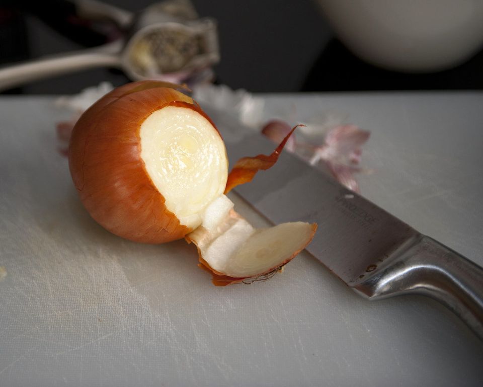 Удивительные способы применения лука в повседневной жизни