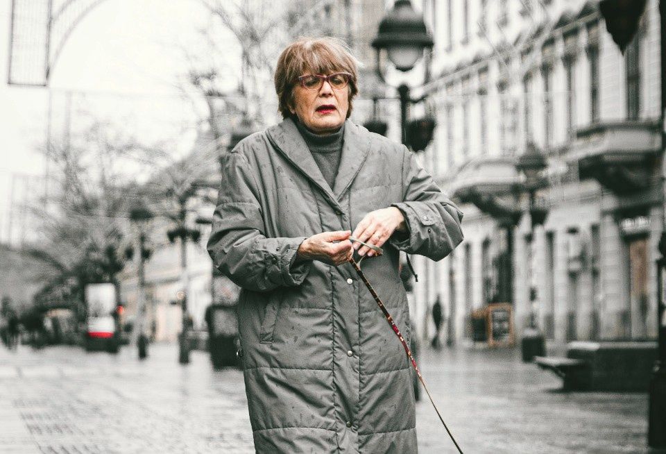 Когда дарение квартиры родственнику может стать ошибкой