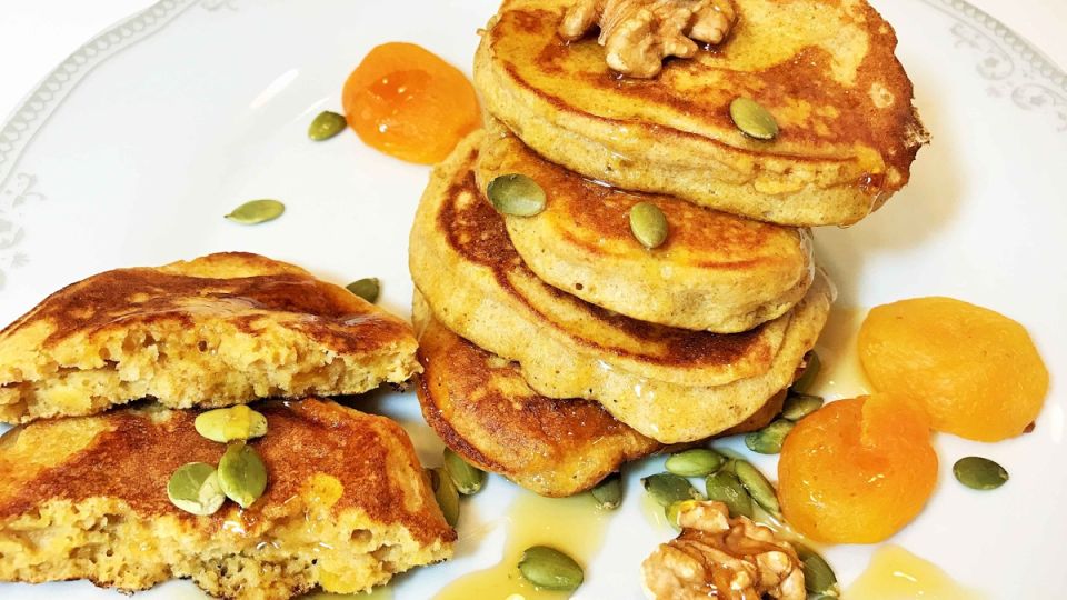 Нежные оладьи из тыквы с курагой: уникальный выбор для любого стола