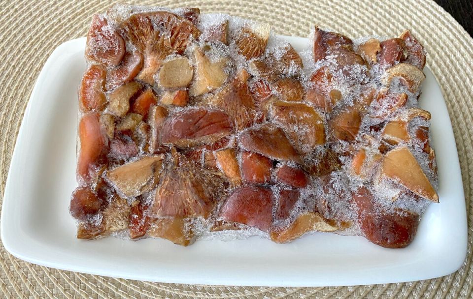 Грибная находка: как приготовить жюльен из рыжиков, который покорит всех