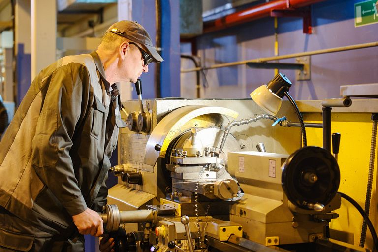 ЛДПР предлагает ежемесячные выплаты пенсионерам: как улучшится жизнь людей с большим стажем