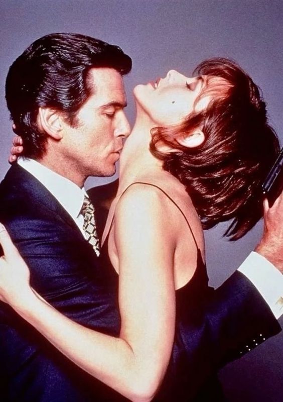 Почему мужчины выбирают женщин только для отношений: откровенный взгляд на секреты выбора