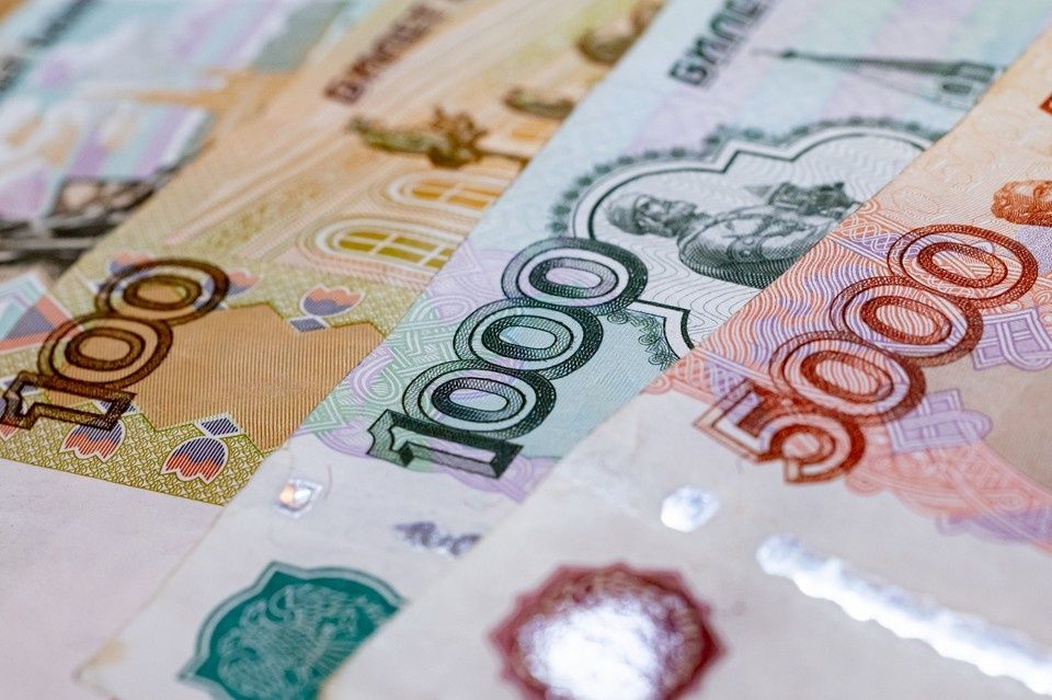 В Совфеде подняли планку штрафов за навязывание услуг