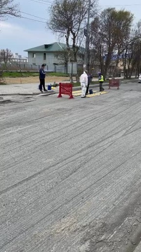  :       ,       