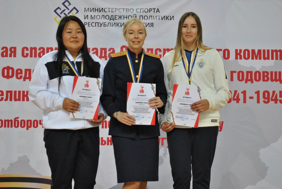 Сотрудник следственного управления СК России по Сахалинской области одержала победу по плаванию в рамках спартакиады, приуроченной 80-летию Победы в Великой Отечественной войне