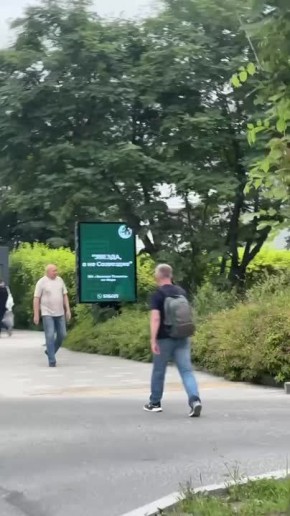    -      λ       