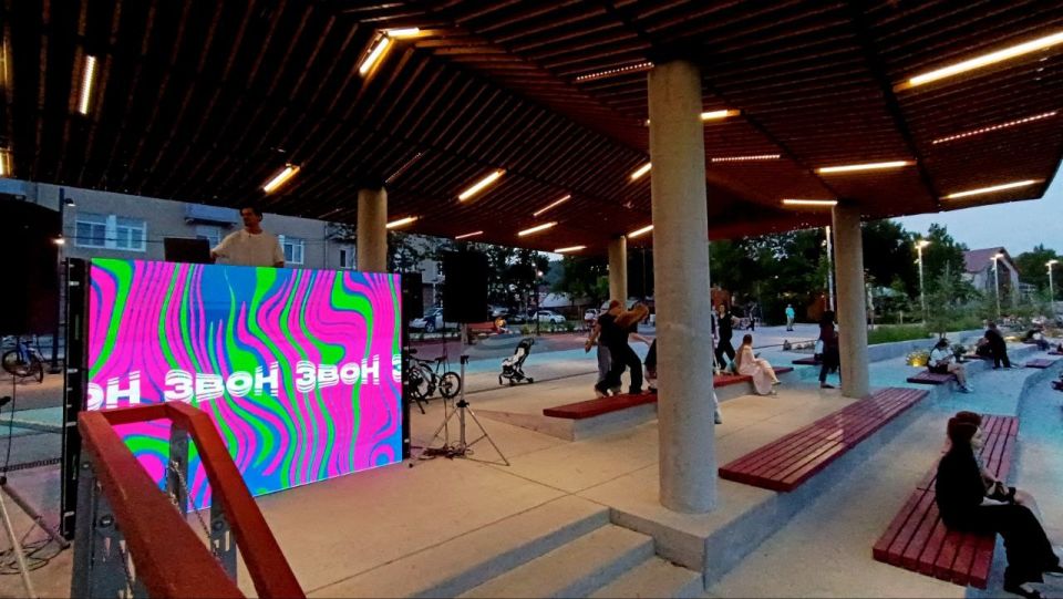  !.      11   19:00