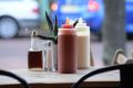 Как использовать майонез не по назначению: 5 ситуаций, когда продукт пригодится