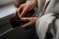 Женские пенсии в России впервые обошли мужские: что это значит?