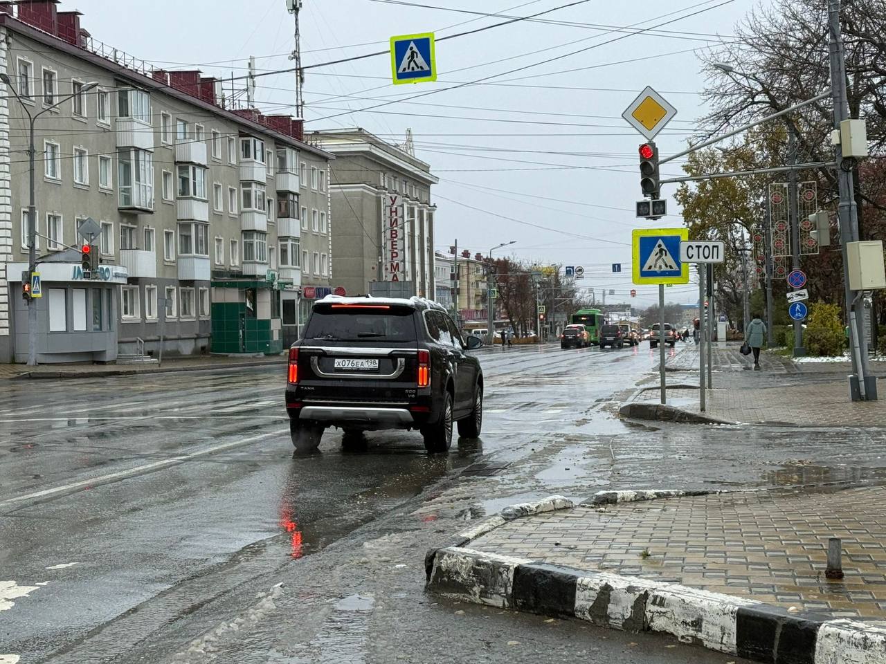 На дорогах Южно-Сахалинска возобновляют работу светофоры