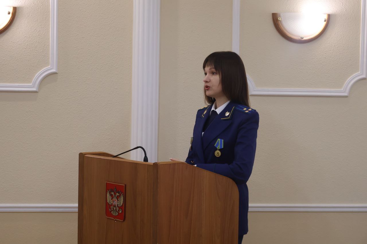 На минувшей неделе прокуратуру Сахалинской области посетили школьники проекта «Вселенная возможностей» Фонда поддержки детей и молодежи «Новое поколение» На минувшей неделе прокуратуру Сахалинской области посетили школьники проекта «Вселенная возможностей» Фонда поддержки детей и молодежи «Новое поколение»