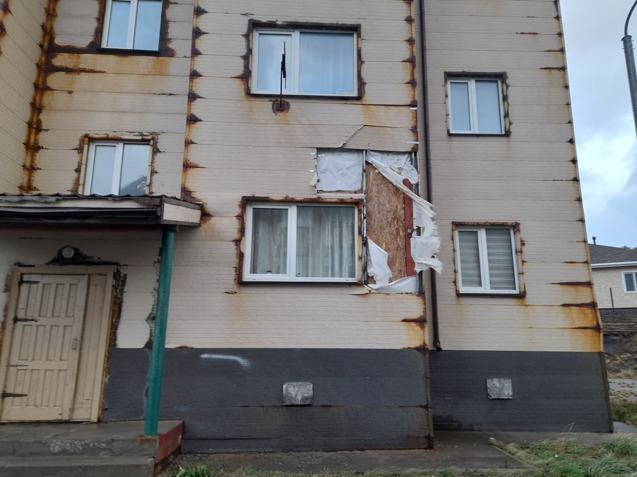 Циклон на Итурупе установил рекорд 2025 года по силе ветра