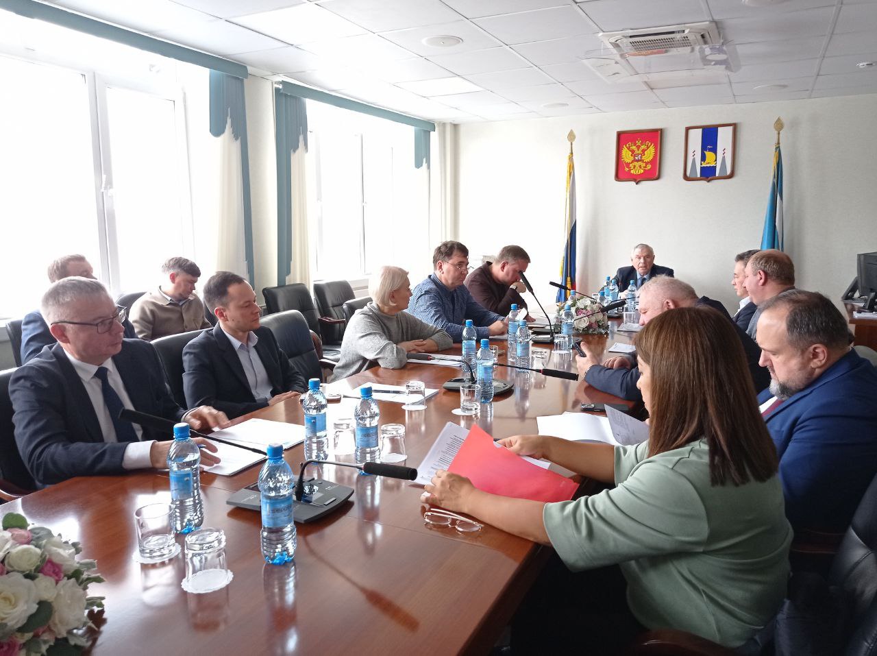 На комитете по экономическому развитию депутаты рассмотрели поправки в региональное законодательство о градостроительной деятельности