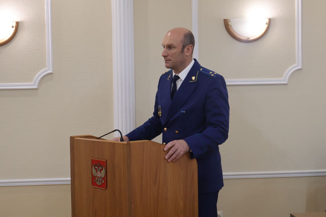 На минувшей неделе прокуратуру Сахалинской области посетили школьники проекта «Вселенная возможностей» Фонда поддержки детей и молодежи «Новое поколение» На минувшей неделе прокуратуру Сахалинской области посетили школьники проекта «Вселенная возможностей» Фонда поддержки детей и молодежи «Новое поколение»