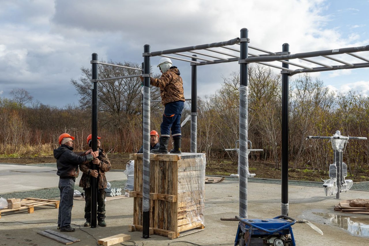 Сергей Надсадин: Сегодня вместе с губернатором Валерием Лимаренко работали в Луговом Сергей Надсадин: Сегодня вместе с губернатором Валерием Лимаренко работали в Луговом