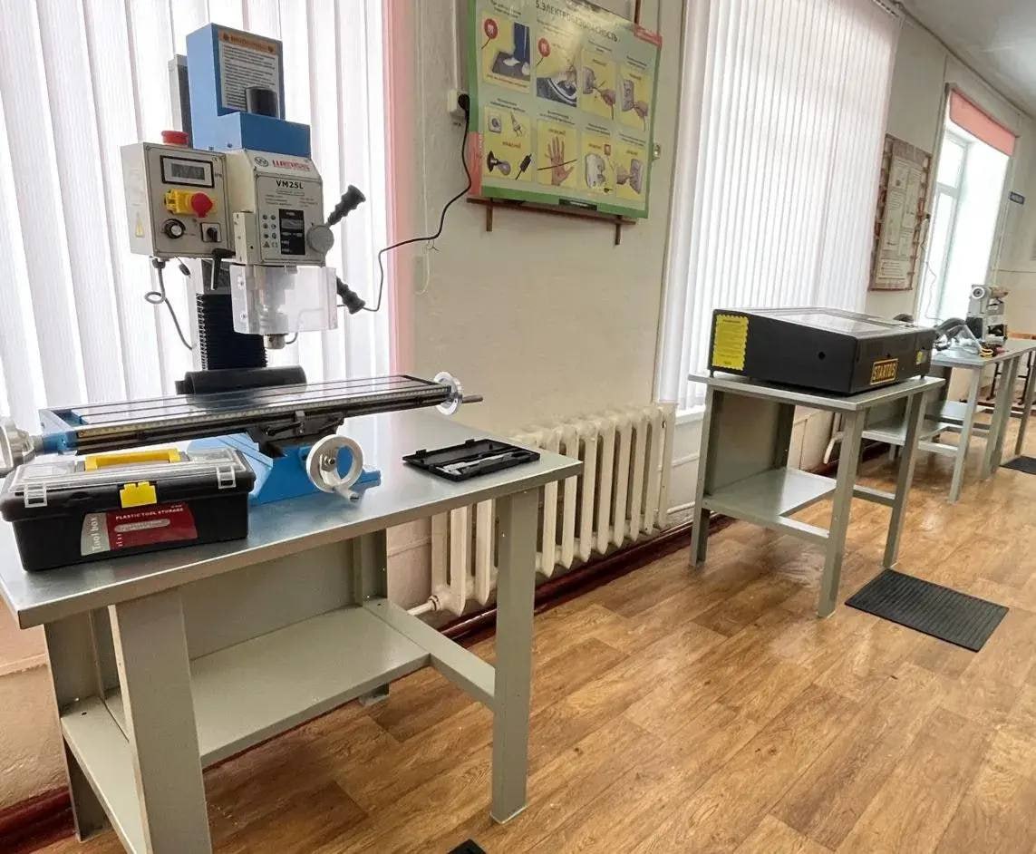 Школа в Оноре получила современное оборудование Школа в Оноре получила современное оборудование