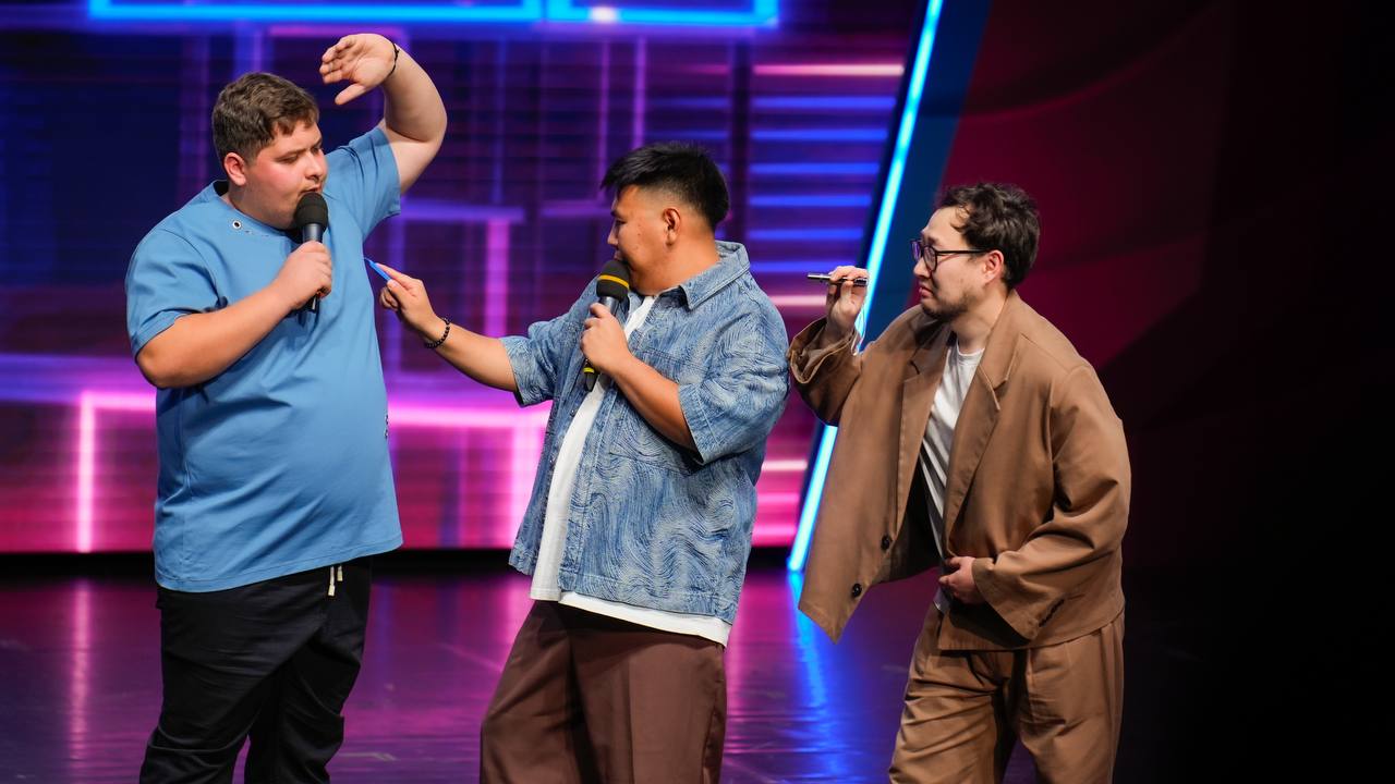 Сахалинские КВНщики триумфально взяли "золото" Премьер-лиги Сахалинские КВНщики триумфально взяли "золото" Премьер-лиги