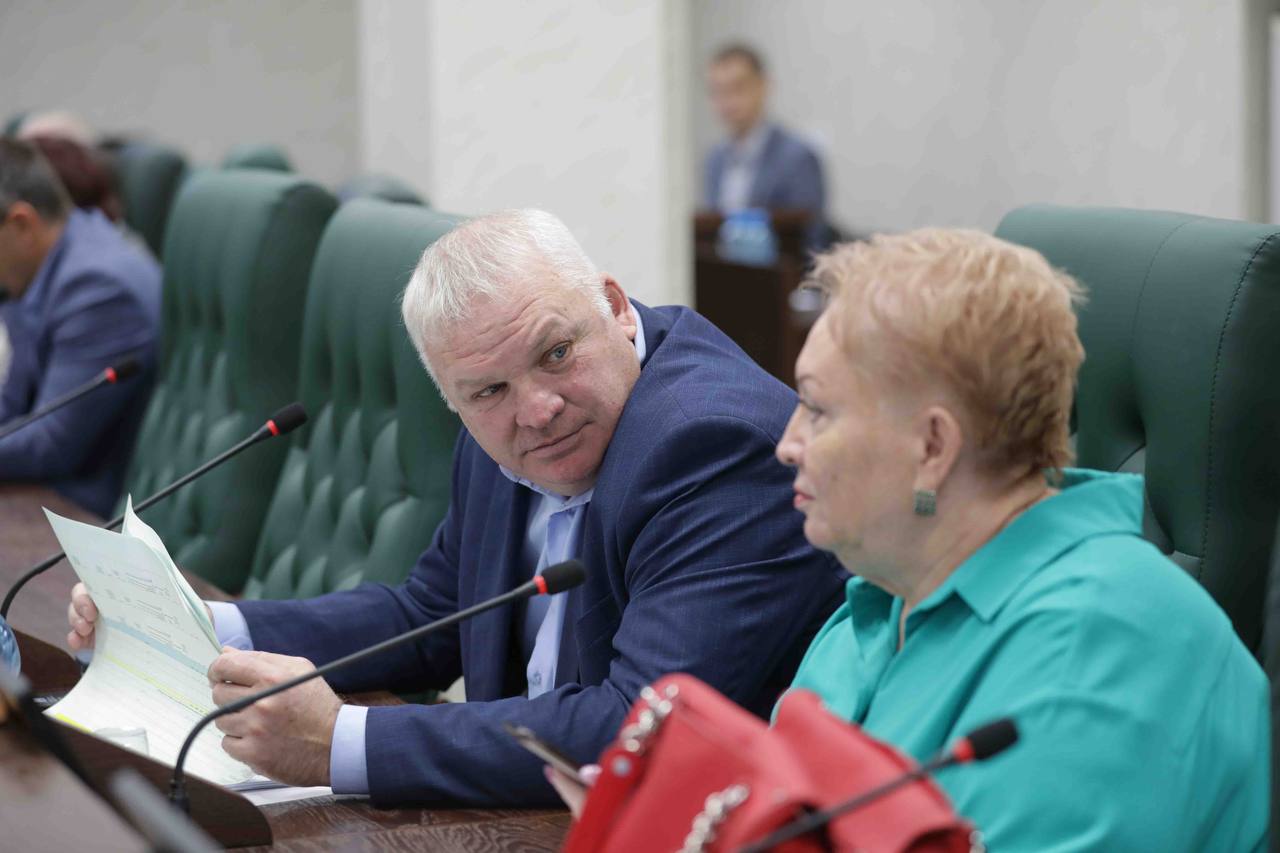 В ходе заседания общественного Совета при Сахалинской областной Думе была заслушана информация о мерах поддержки малоимущих сахалинцев и курильчан В ходе заседания общественного Совета при Сахалинской областной Думе была заслушана информация о мерах поддержки малоимущих сахалинцев и курильчан