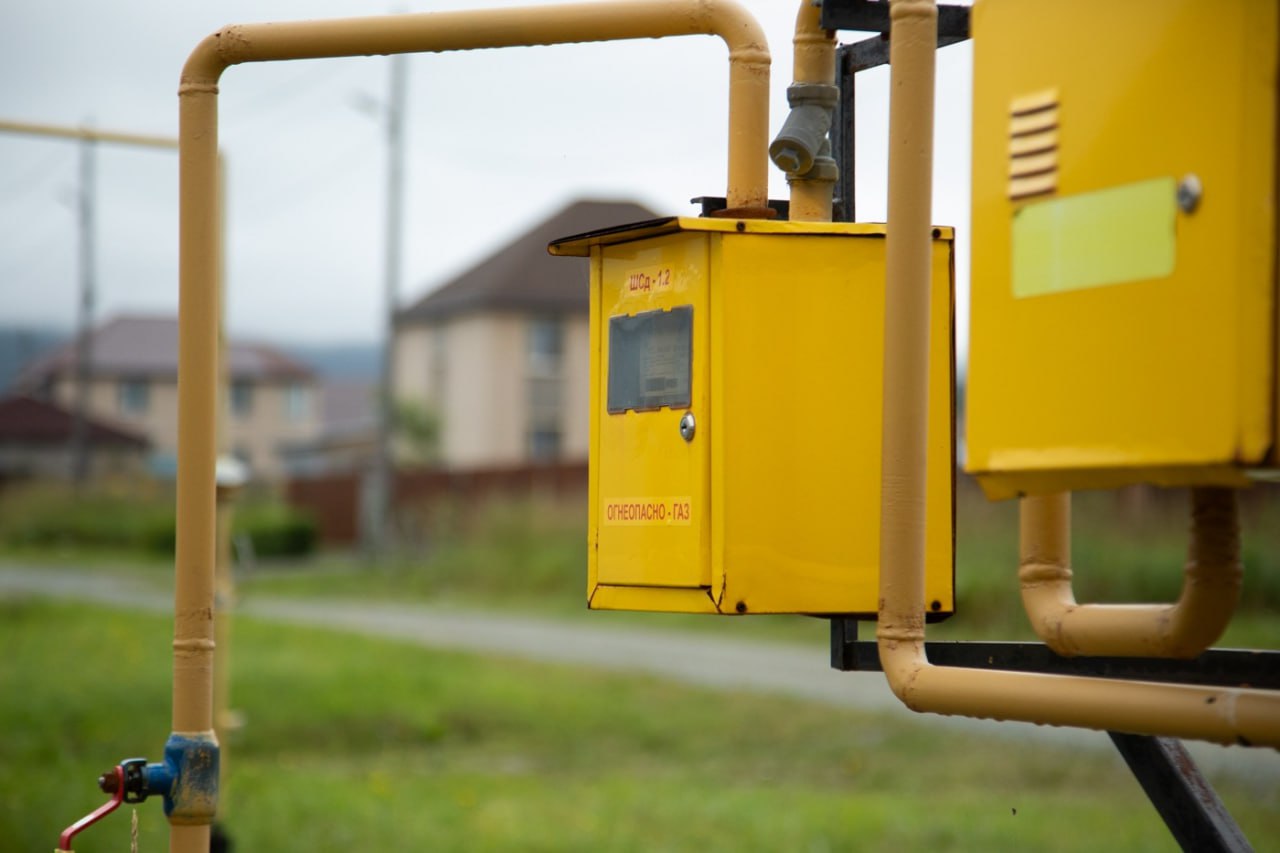 Сергей Надсадин: Более 700 домов – именно столько частных домовладений подключено к голубому топливу с начала этого года Сергей Надсадин: Более 700 домов – именно столько частных домовладений подключено к голубому топливу с начала этого года