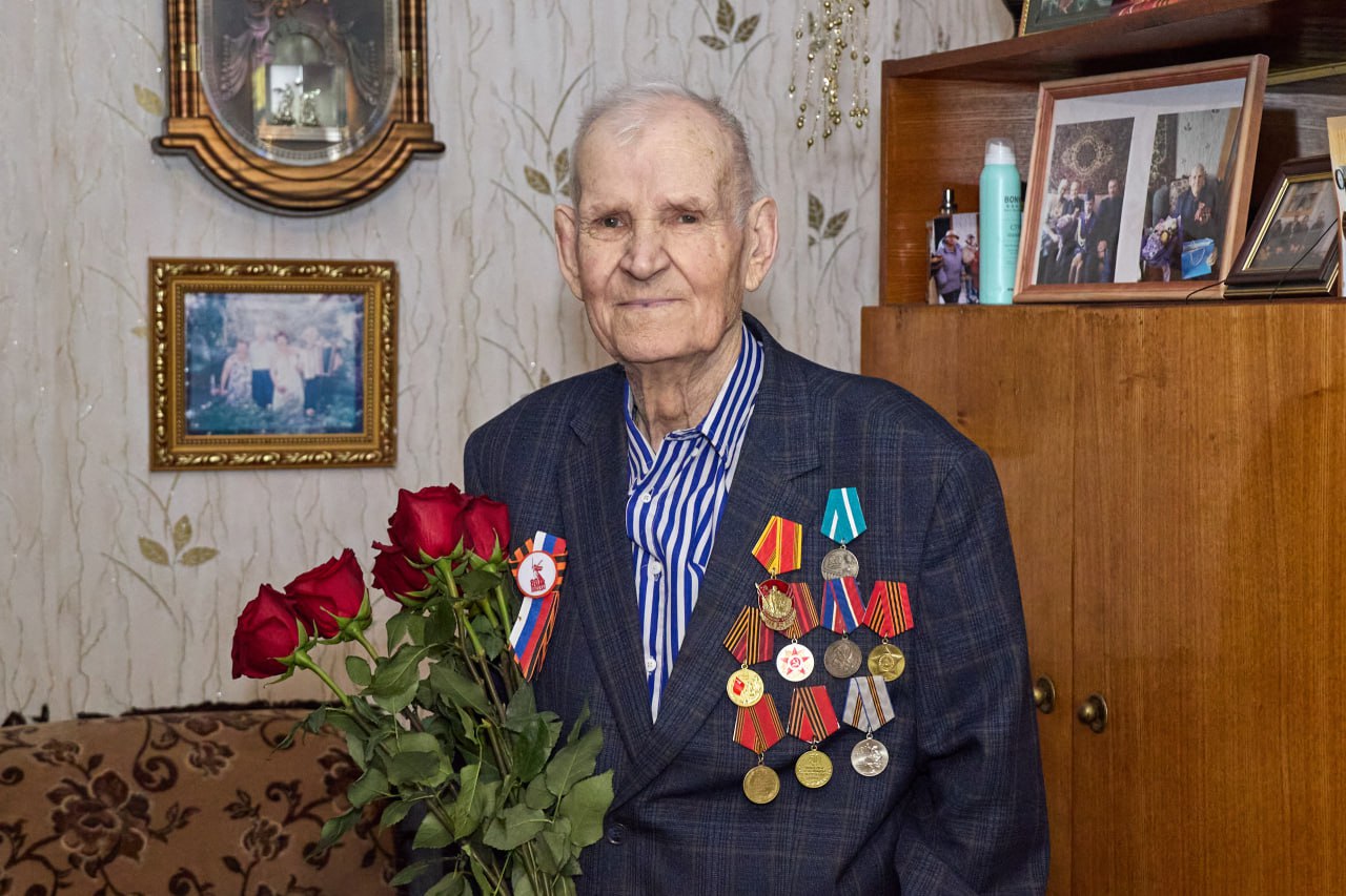 Сахалинский участник трудового фронта отметил 91-летие