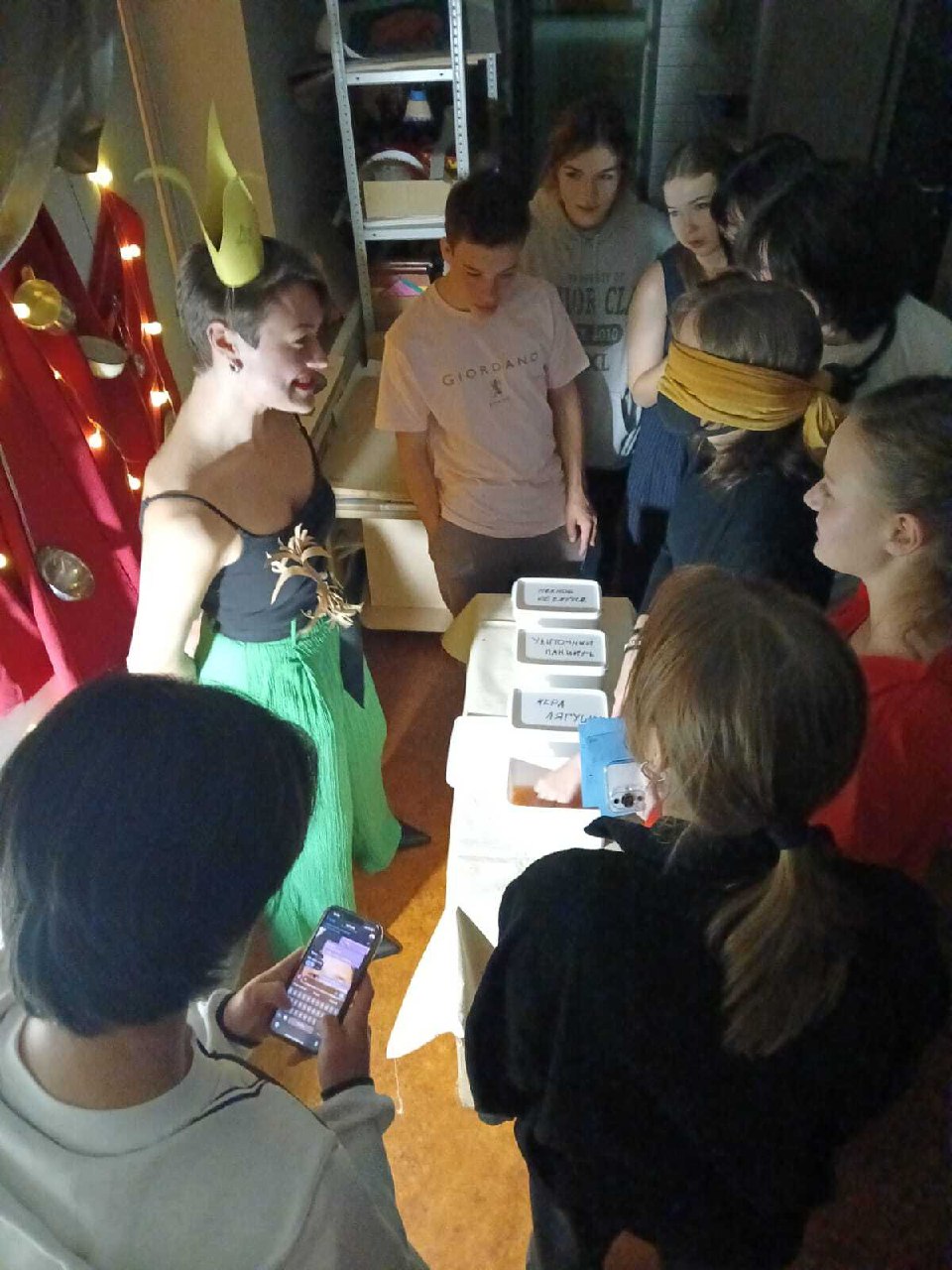 «Ночь в художке» в стиле русских сказок провели в Южно-Сахалинске «Ночь в художке» в стиле русских сказок провели в Южно-Сахалинске