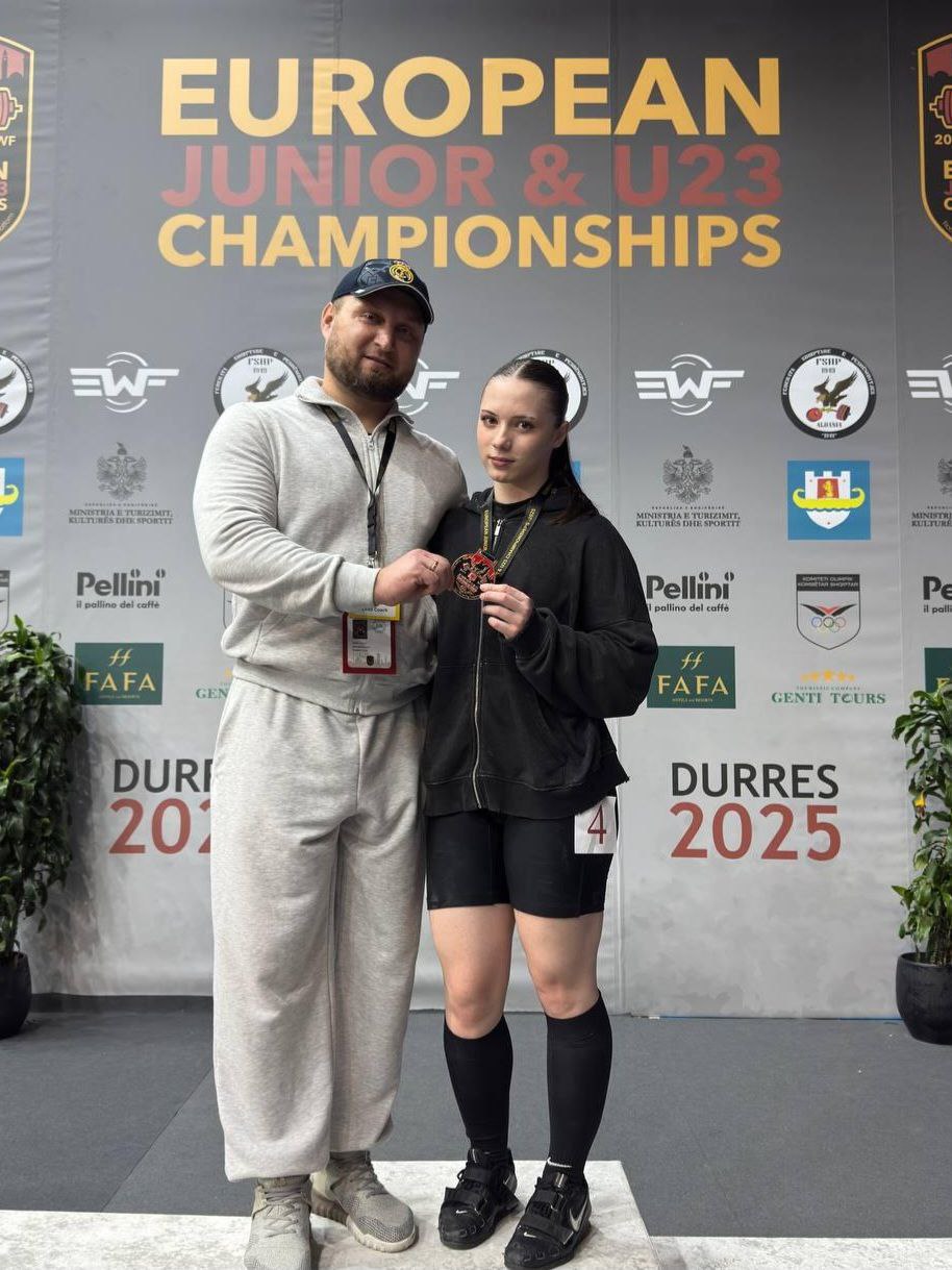 Сахалинская тяжелоатлетка Полина Павлович завоевала бронзу Первенства Европы и установила 11 рекордов России