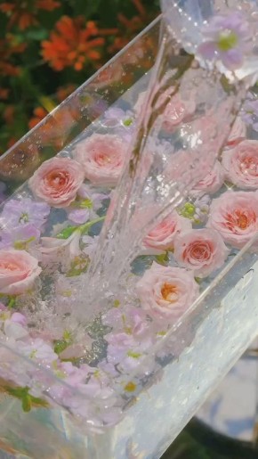 Доброе утро!. Сегодня День судебного пристава России В этот день родились князь Дмитрий Пожарский (1578 — 1642), американский изобретатель перьевой ручки Джордж Паркер (1863 — 1937), индийская фотомодель и актриса Айшвария...