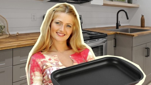 Пригоревший противень засверкает как новый: поможет копеечное средство с кухни