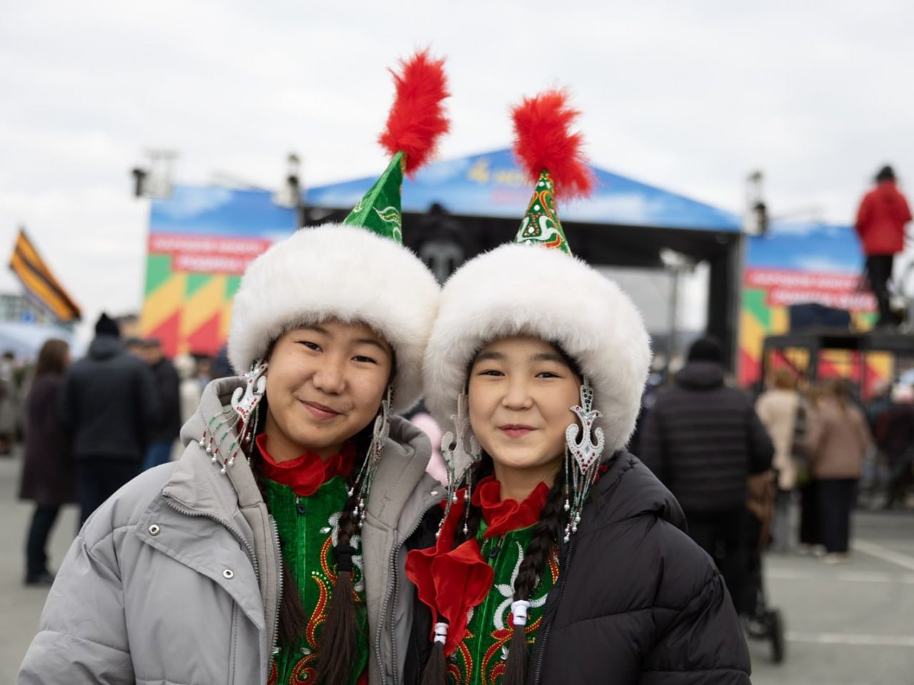 День народного единства объединил тысячи южносахалинцев День народного единства объединил тысячи южносахалинцев
