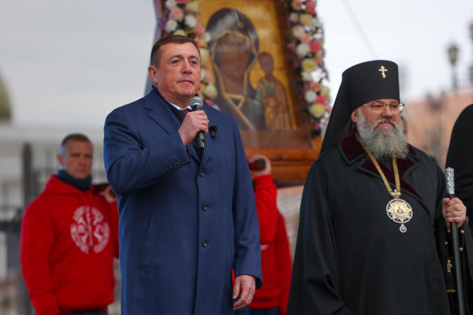 На Сахалине и Курилах отпраздновали День народного единства На Сахалине и Курилах отпраздновали День народного единства