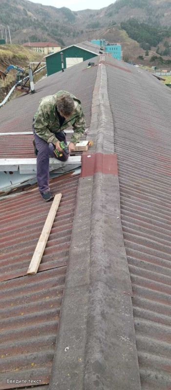 В Южно-Курильске отремонтировали 16 из 19 домов, пострадавших от циклона В Южно-Курильске отремонтировали 16 из 19 домов, пострадавших от циклона