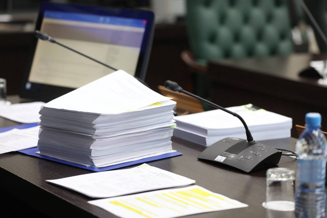 Региональный парламент начал работу над бюджетом Сахалинской области на 2026–2028 годы