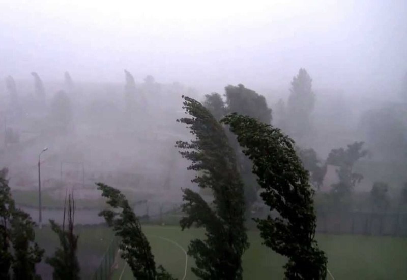 Ураганный ветер обрушится на Курилы