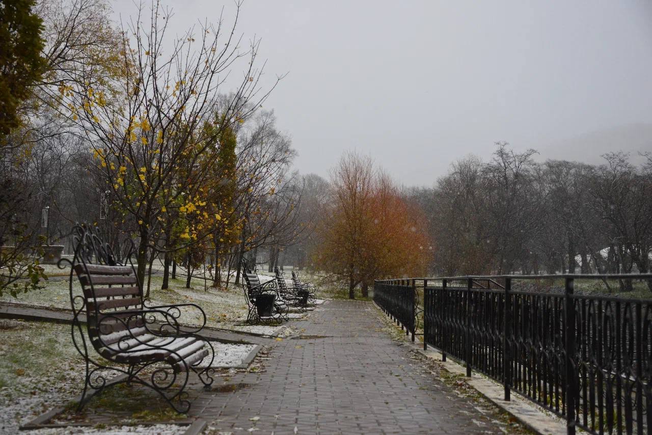 Осень плавно передаёт эстафету зиме, а это значит, что пора напомнить о простых, но важных правилах: Осень плавно передаёт эстафету зиме, а это значит, что пора напомнить о простых, но важных правилах: