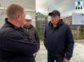В рамках рабочего визита в Южно-Курильский район губернатор Сахалинской области проинспектировал ход капитального ремонта дворовых территорий и подвальных помещений многоквартирных домов в поселке Южно-Курильск на Кунашире