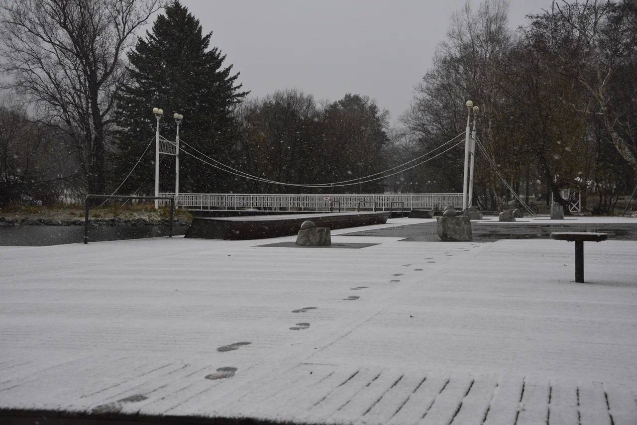 Осень плавно передаёт эстафету зиме, а это значит, что пора напомнить о простых, но важных правилах: Осень плавно передаёт эстафету зиме, а это значит, что пора напомнить о простых, но важных правилах: