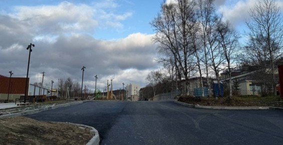 Улицу Овражную преображают в Корсакове