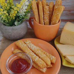Хрустящие сырные палочки. Нежное тесто, волшебный аромат и золотистая корочка