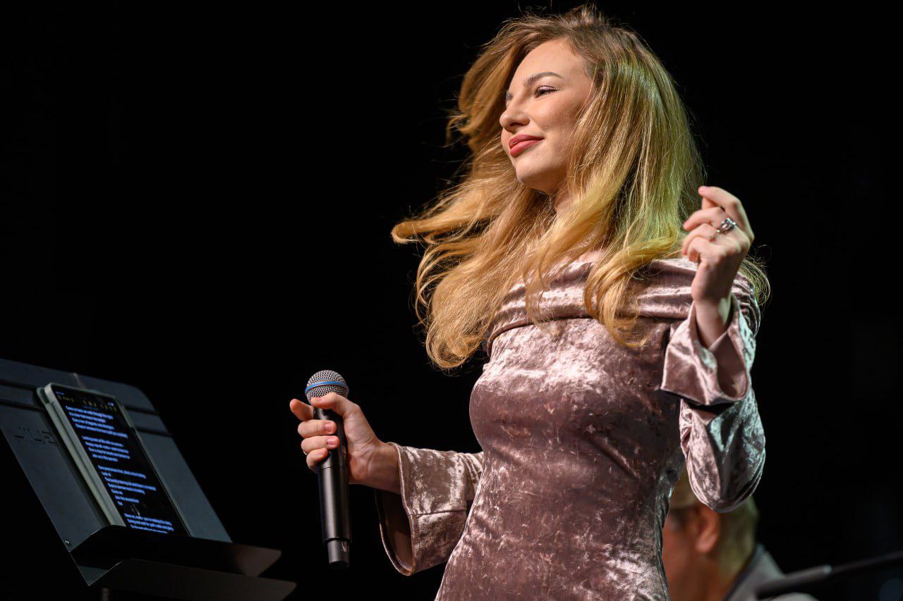 На сцене Чехов-центра в Южно-Сахалинске стартовал XI Международный фестиваль Sakhalin Jazz Festival На сцене Чехов-центра в Южно-Сахалинске стартовал XI Международный фестиваль Sakhalin Jazz Festival