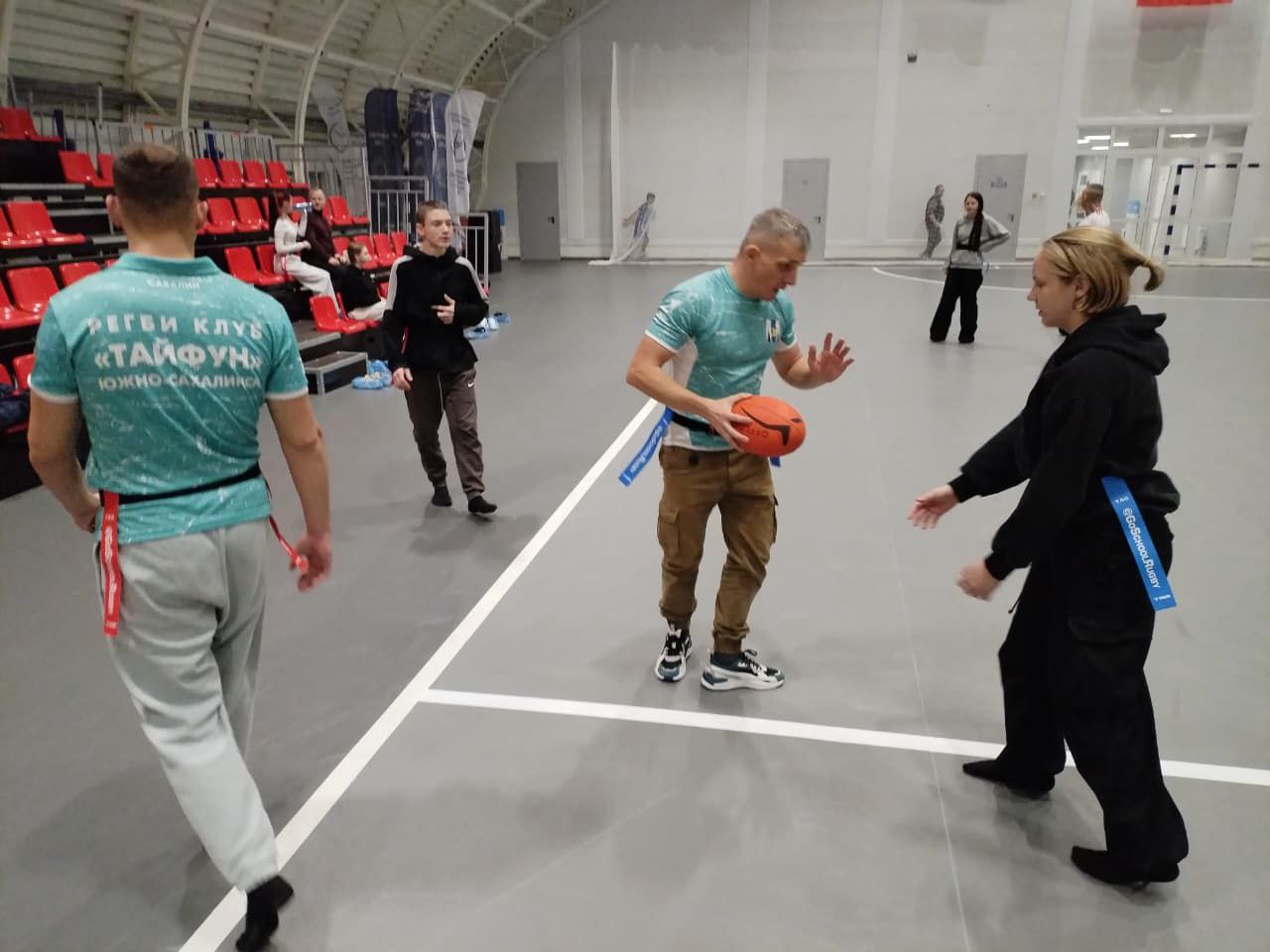 Юные сахалинцы познакомились с рэгби Юные сахалинцы познакомились с рэгби