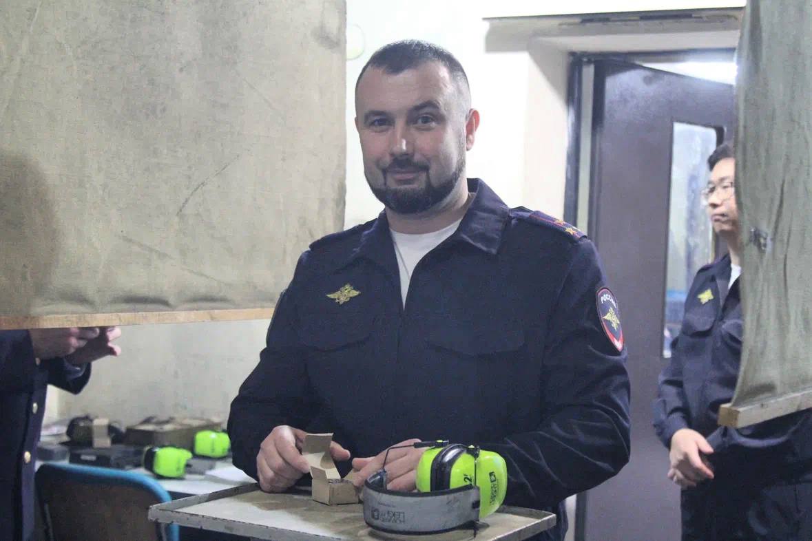 На кануне празднования Дня сотрудника органов внутренних дел России в тире УМВД состоялись соревнования по стрельбе из пистолета Макарова среди руководства областного аппарата УМВД На кануне празднования Дня сотрудника органов внутренних дел России в тире УМВД состоялись соревнования по стрельбе из пистолета Макарова среди руководства областного аппарата УМВД