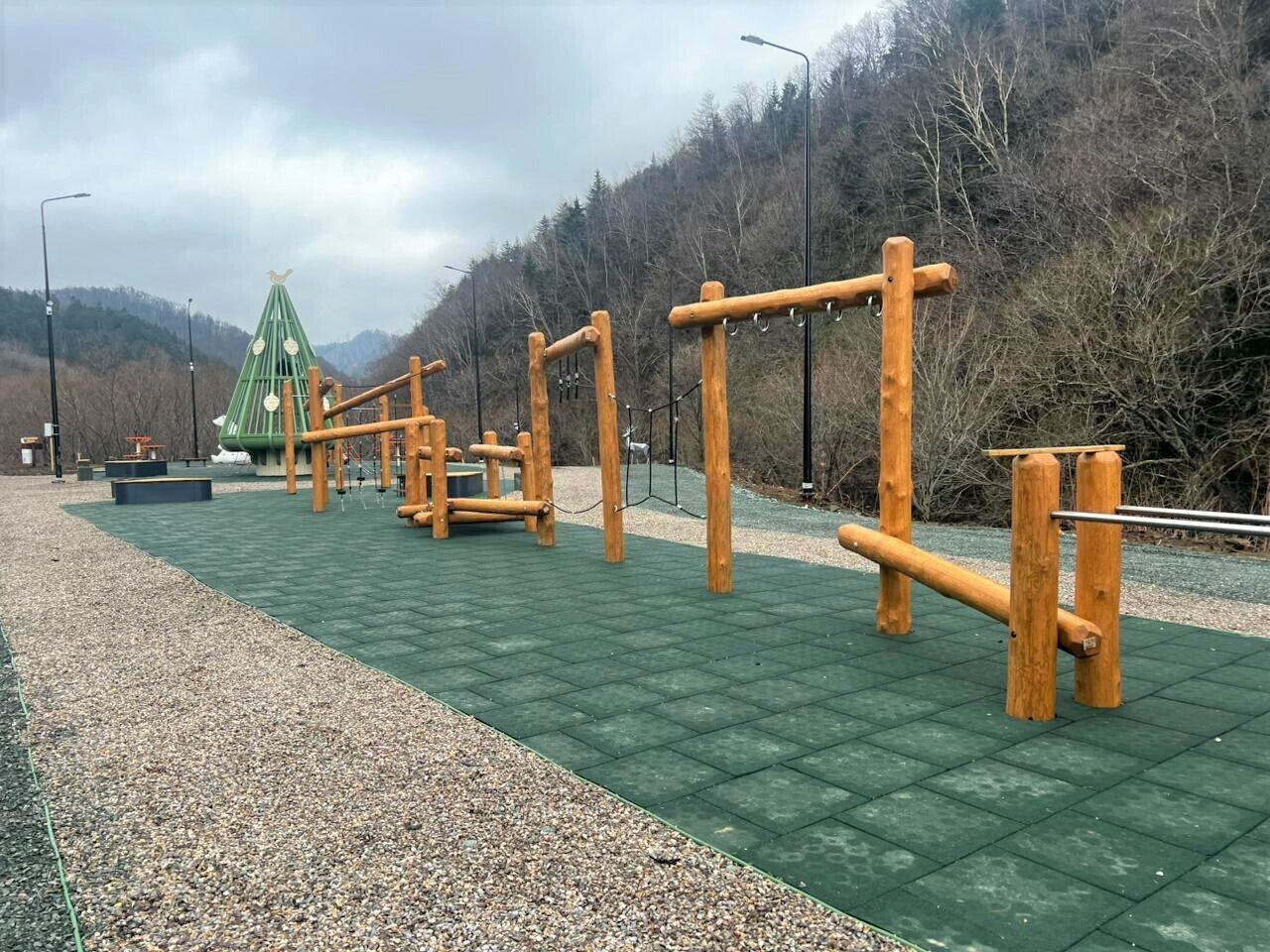 Променад, скейт-парк, мангалы: два красивых парка готовятся к сдаче на Сахалине