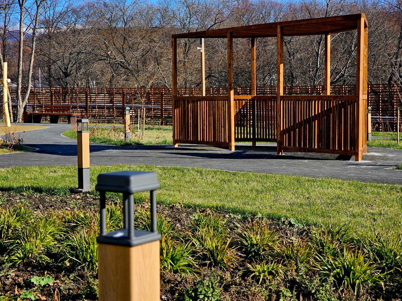 Вы уже гуляли в новом сквере? Вы уже гуляли в новом сквере?