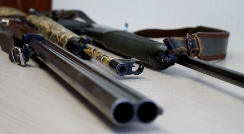 У жителя Южно-Сахалинска, подозреваемого в преступлении, изъяли три ружья