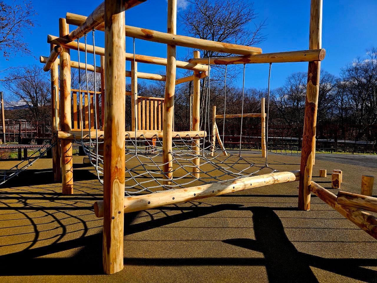 Вы уже гуляли в новом сквере? Вы уже гуляли в новом сквере?