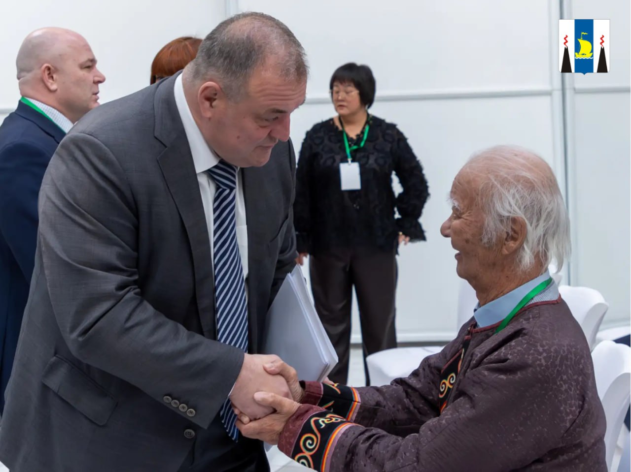 В Южно-Сахалинске прошла конференция с участием представителей коренных малочисленных народов Севера, правительства Сахалинской области и компании «Сахалинская Энергия»