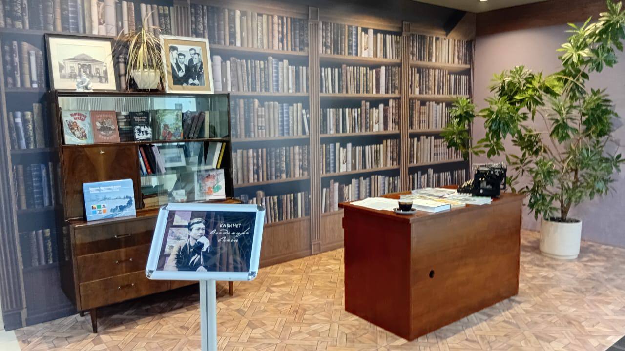 90 лет жизни Владимира Санги показали сахалинцам 90 лет жизни Владимира Санги показали сахалинцам