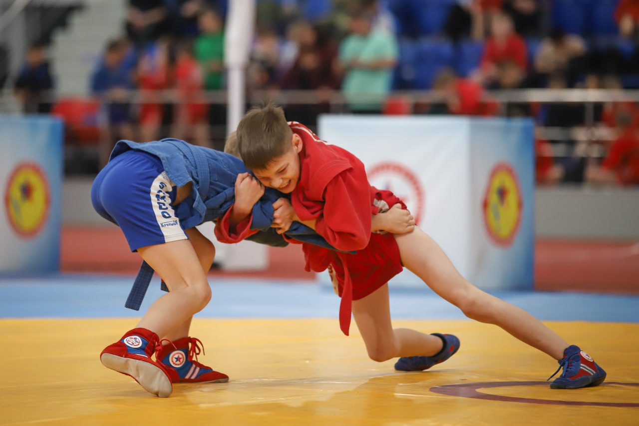 Более 360 спортсменов собрал Всероссийский день самбо на Сахалине Более 360 спортсменов собрал Всероссийский день самбо на Сахалине